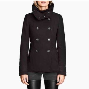 H&M Peacoat in wine color